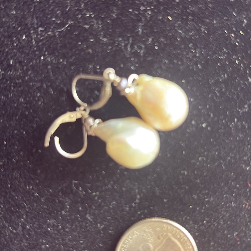 Elegant Baroque Pearl Drop Earrings 925 Silver - Picture 3 of 4